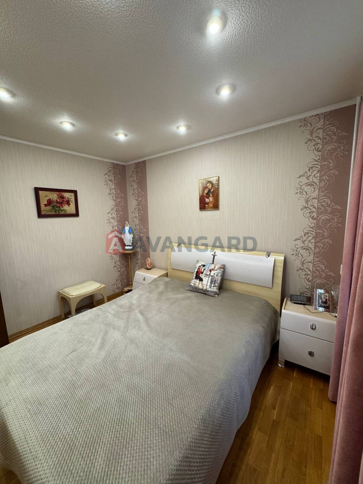 3 ��. ��������, 70/-/10 ��. �., 9/16 ������ ���� 11