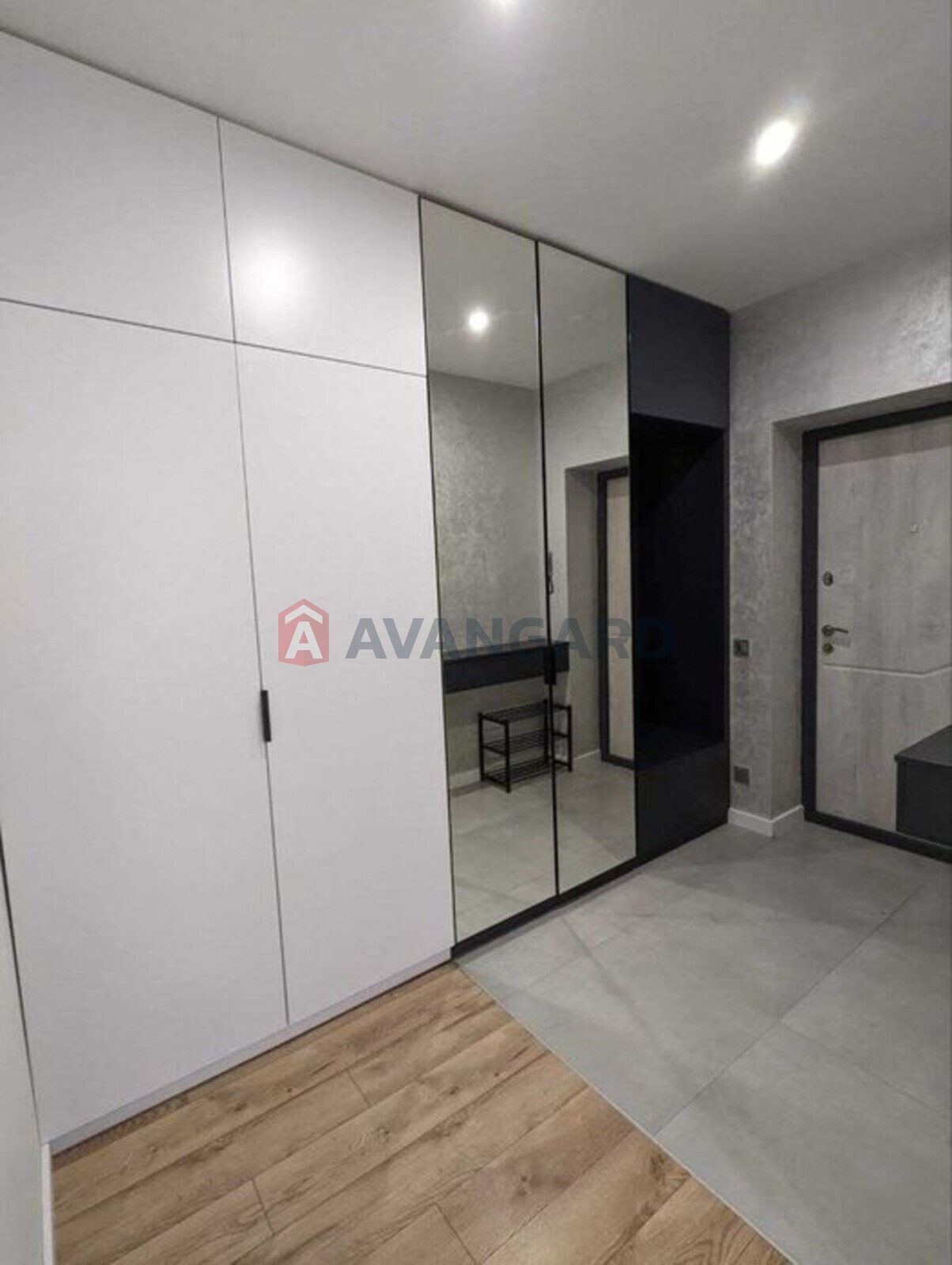 2 ��. ��������, 81/-/15 ��. �., 4/10 ������ ���� 2