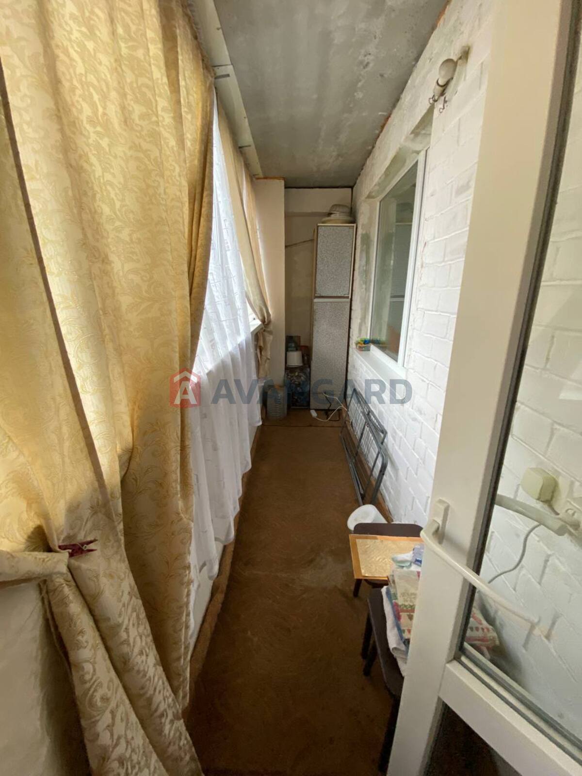 2 ����. ��������, 48/8/- ��. �., 10/10 ���� ���� 14