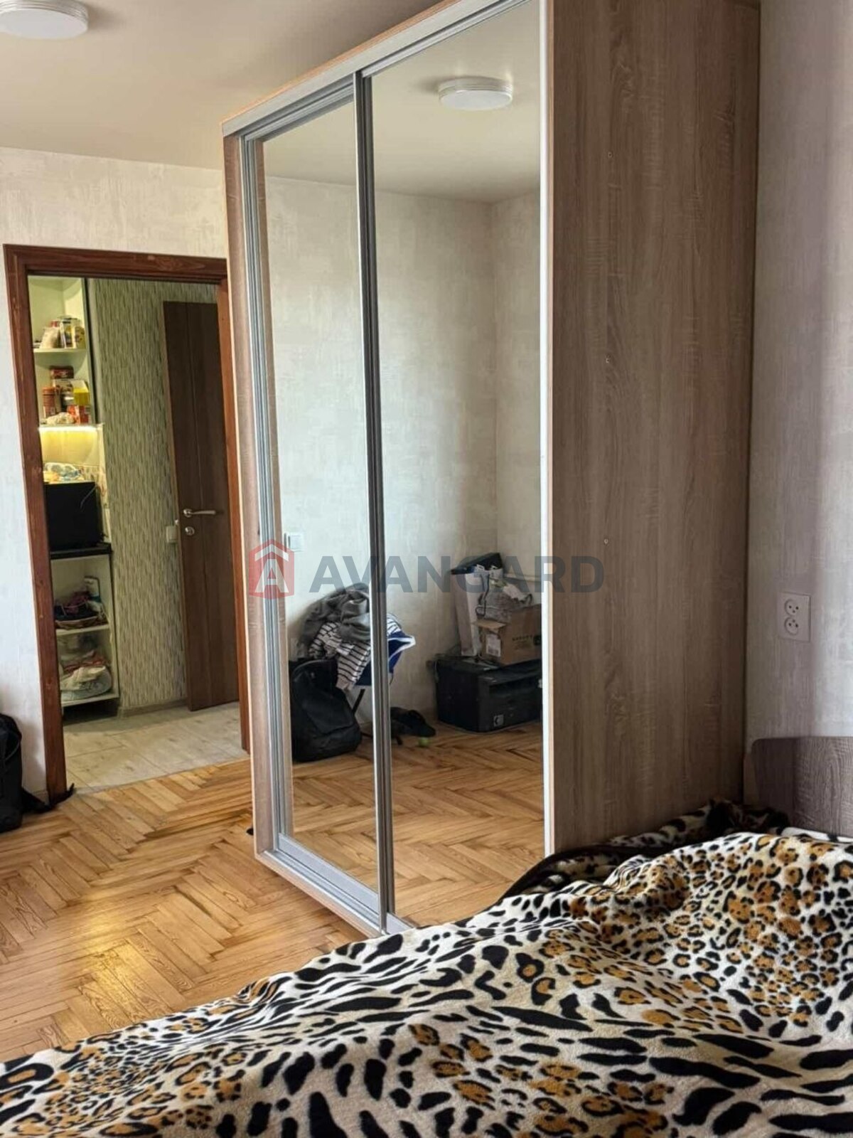 2 ��. ��������, 41/-/6 ��. �., 5/5 ������ ���� 14