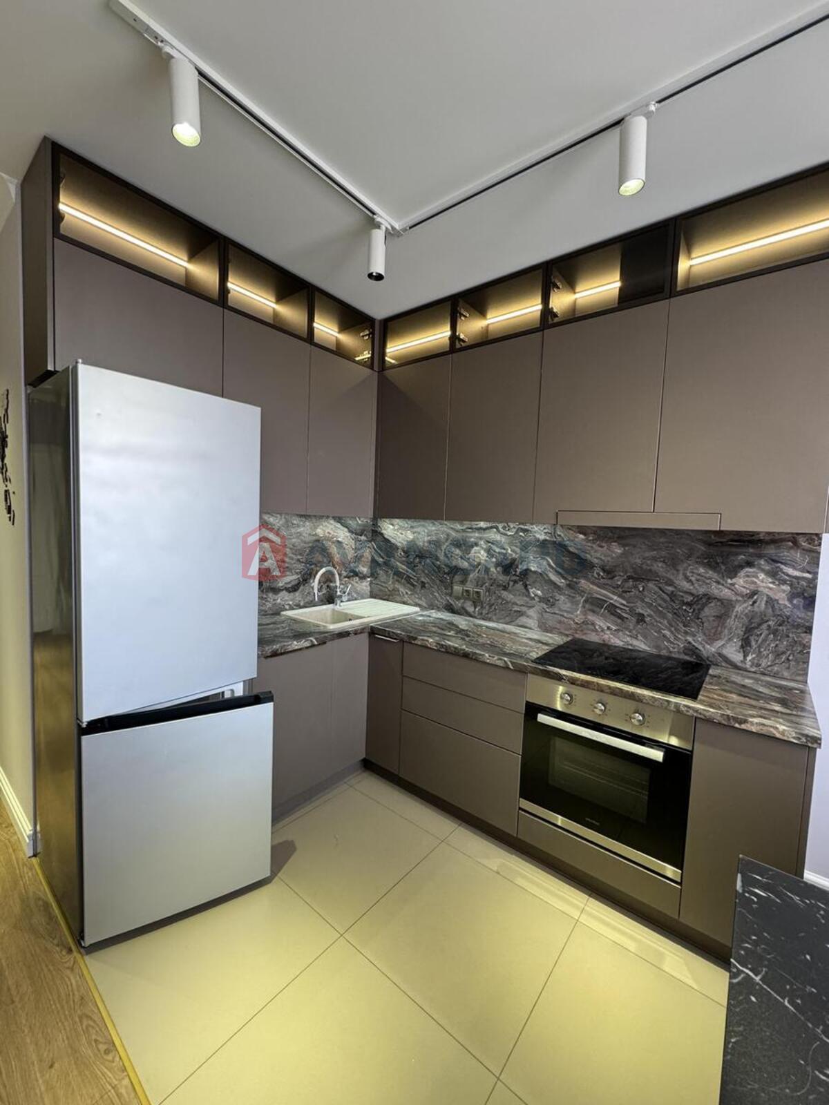 2 ��. ��������, 56/32/11 ��. �., 24/26 ������ ���� 1