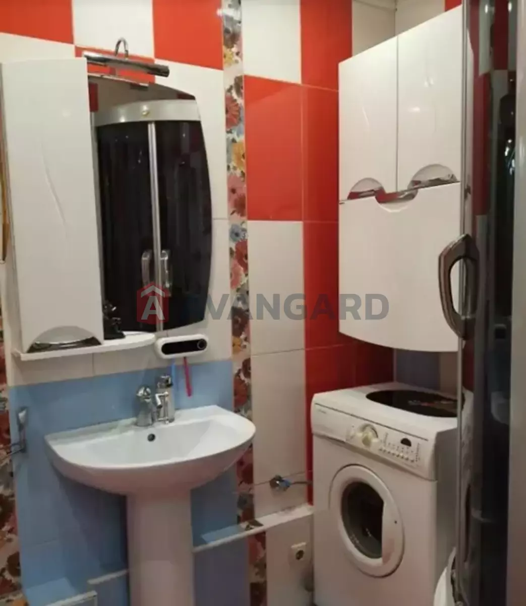 3 ��. ��������, 65/40/10 ��. �., 10/10 ������ ���� 10