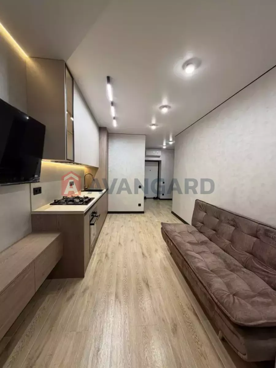 1 ��. ��������, 44/16/15 ��. �., 3/10 ������ ���� 3