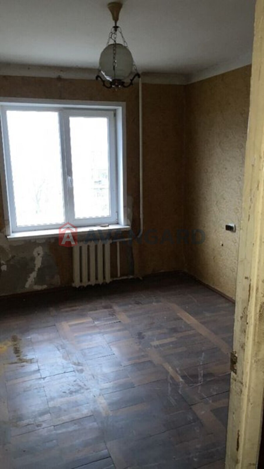 3 ��. ��������, 70/-/8 ��. �., 5/9 ������ ���� 6