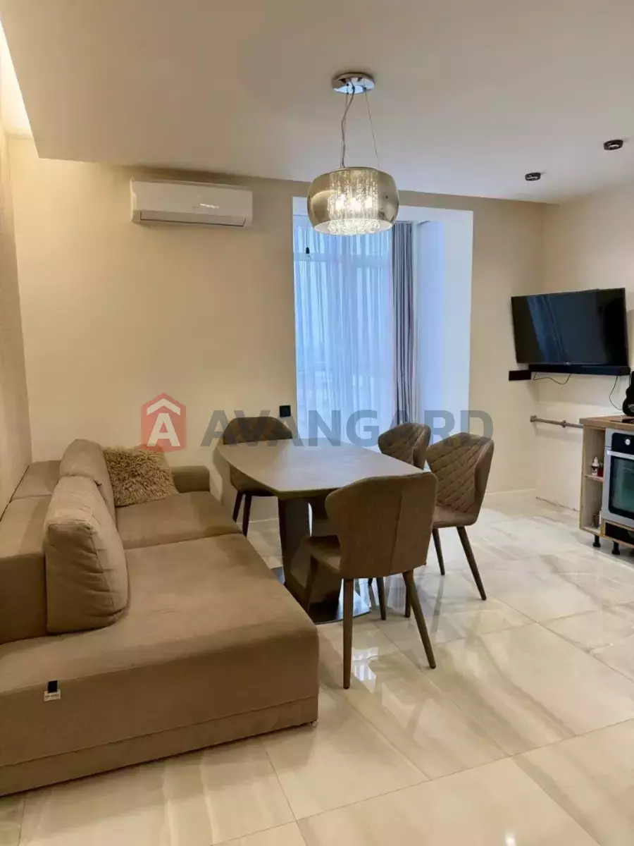 3 ��. ��������, 57/-/- ��. �., 10/12 ������ ���� 2