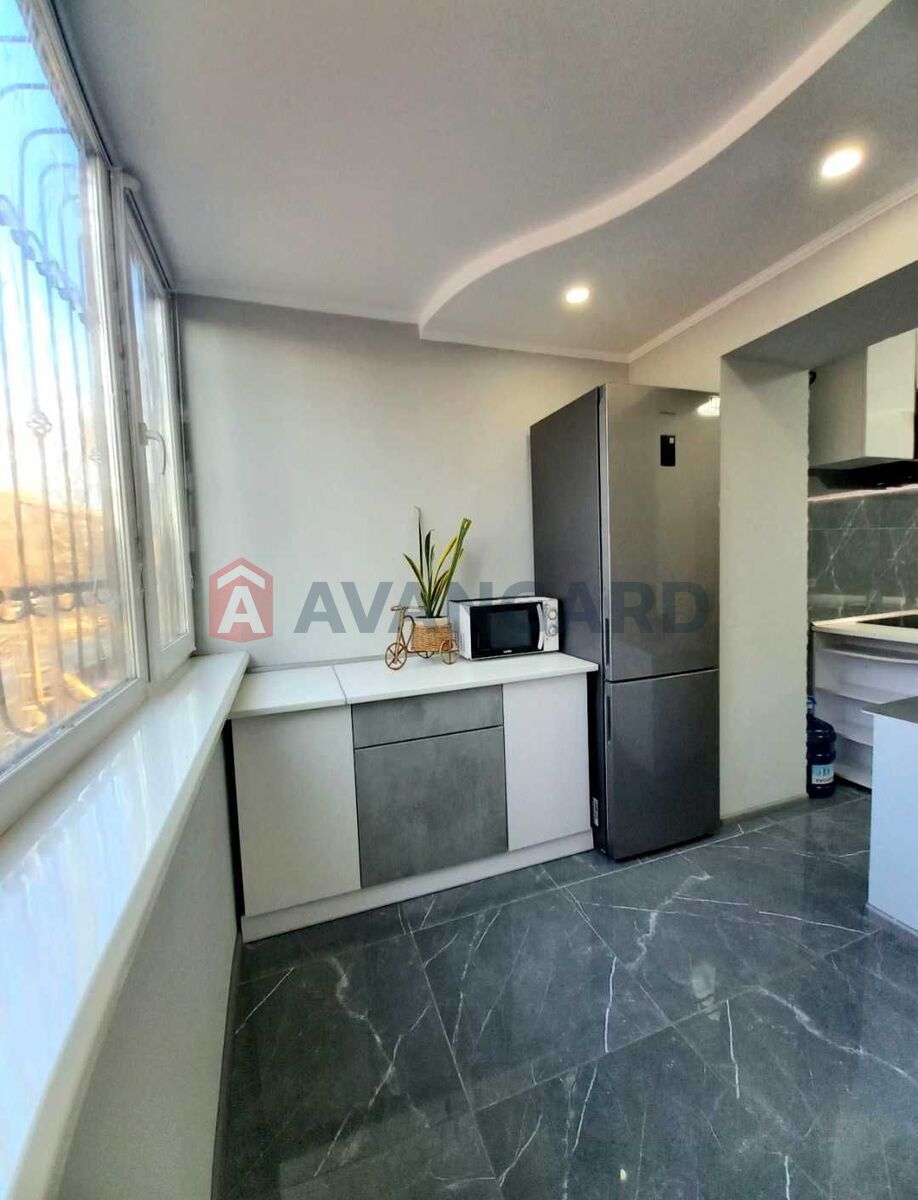 1 ��. ��������, 40/30/10 ��. �., 2/5 ������ ���� 2