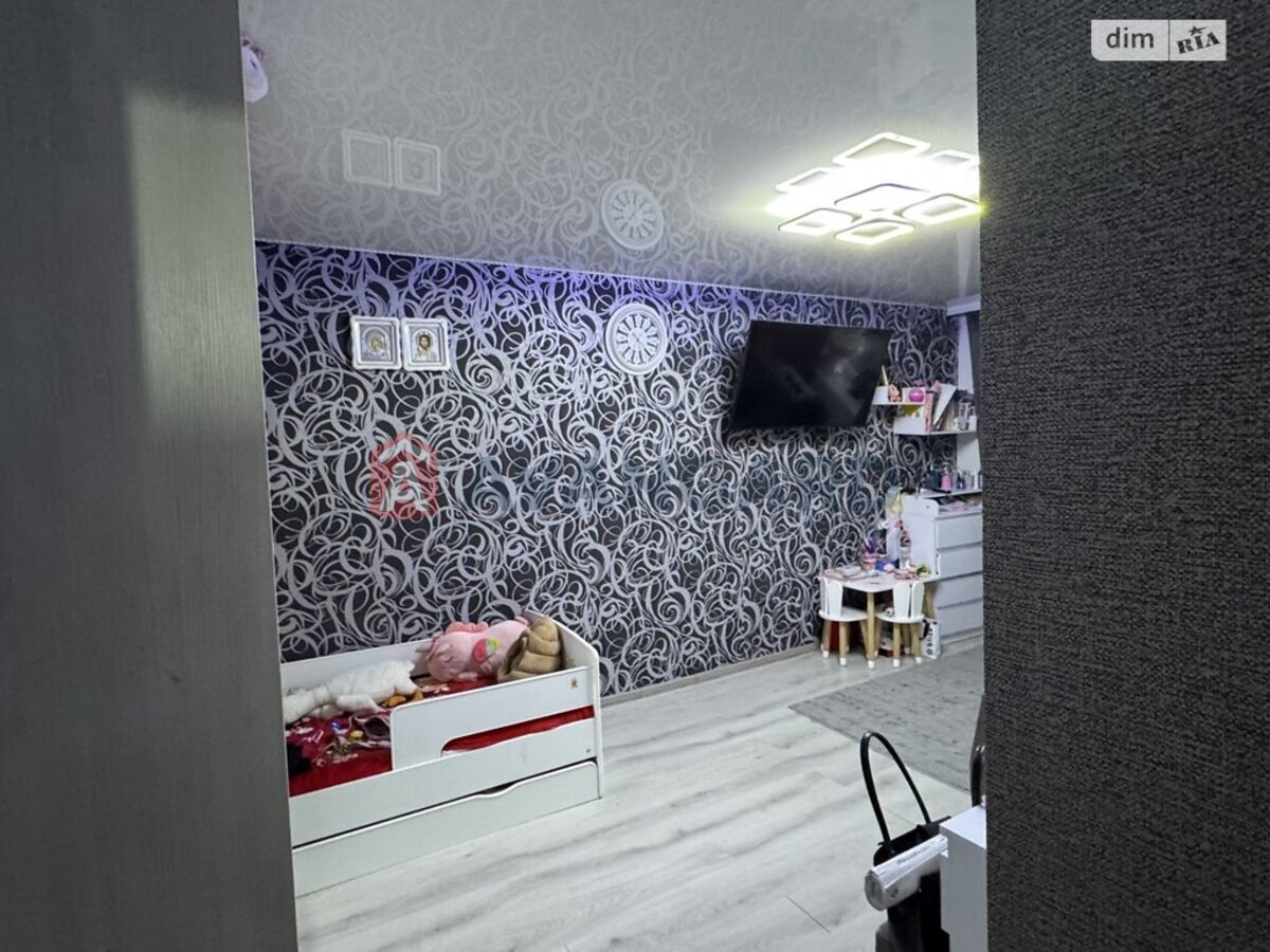 2 ��. ��������, 42/-/- ��. �., 2/5 ������ ���� 2