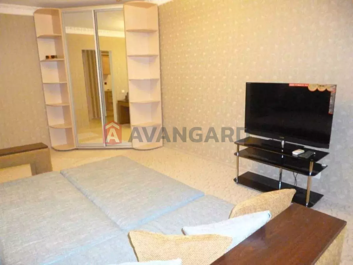 1 ��. ��������, 37/-/10 ��. �., 7/16 ������ ���� 4