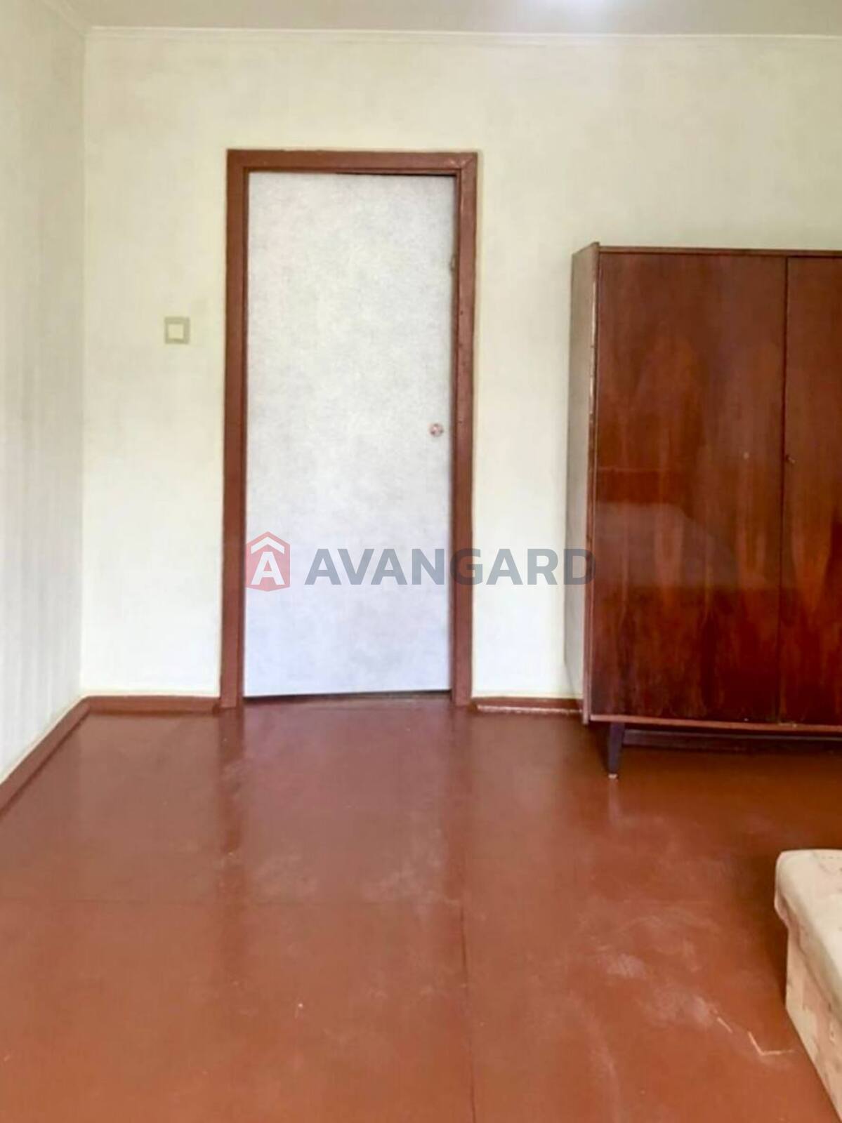 3 ��. ��������, 68/-/8 ��. �., 1/9 ������ ���� 6