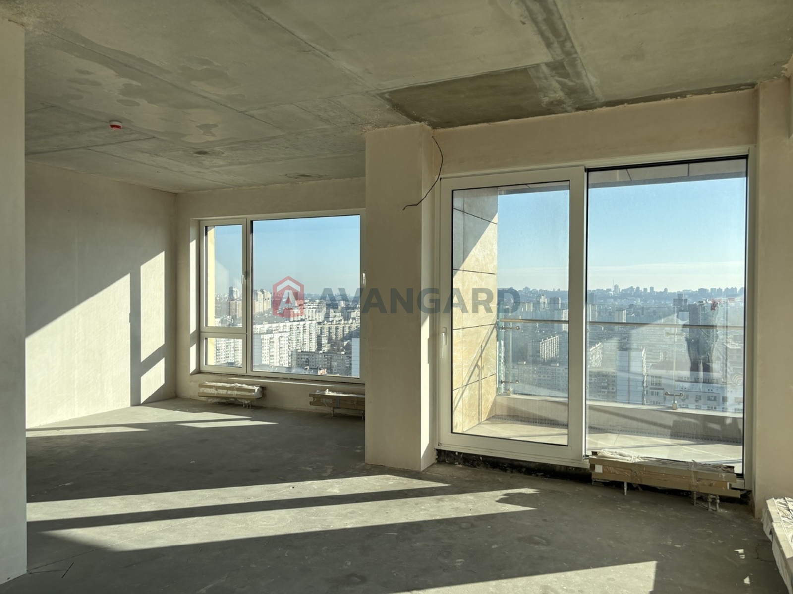 4 ��. ��������, 407/100/100 ��. �., 25/26 ������ ���� 5