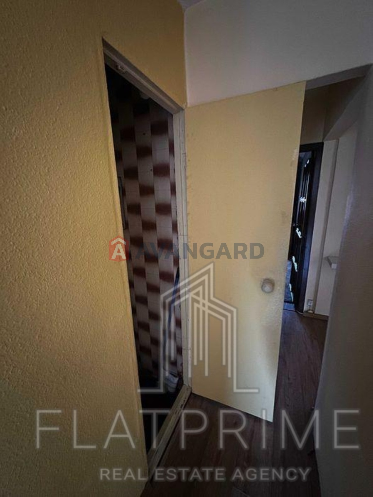 2 ��. ��������, 55/34/6 ��. �., 4/9 ������ ���� 14