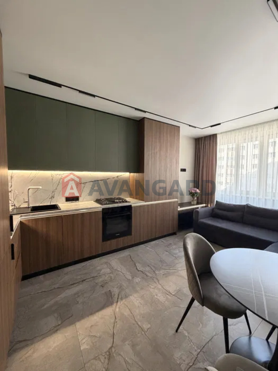 1 ����. ��������, 45/18/16 ��. �., 9/10 ���� ���� 1