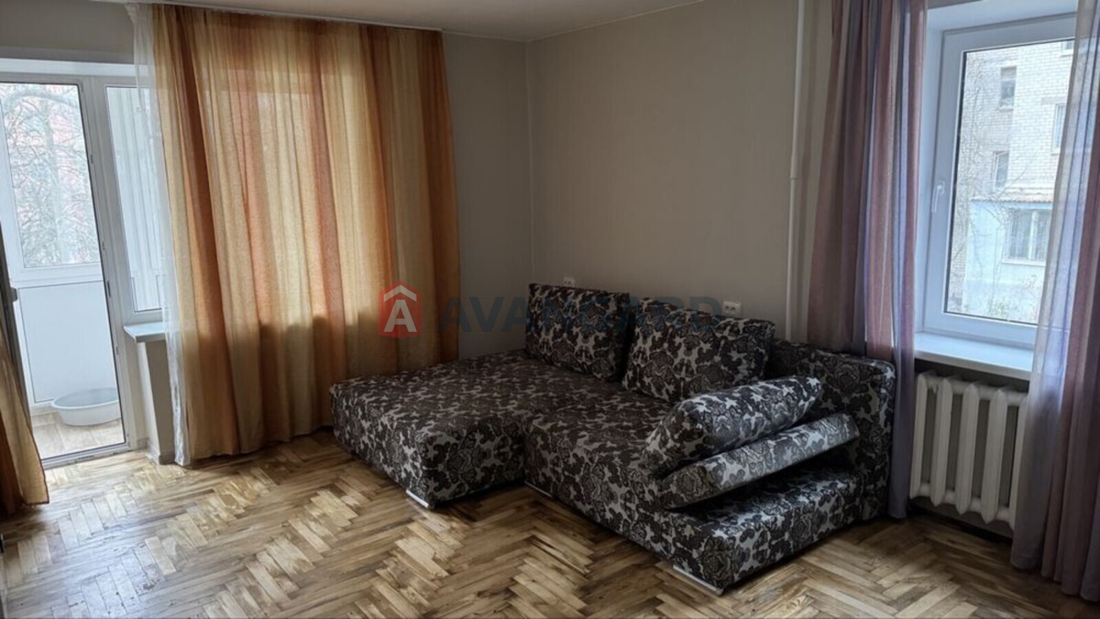 1 ��. ��������, 37/-/7 ��. �., 2/5 ������ ���� 4