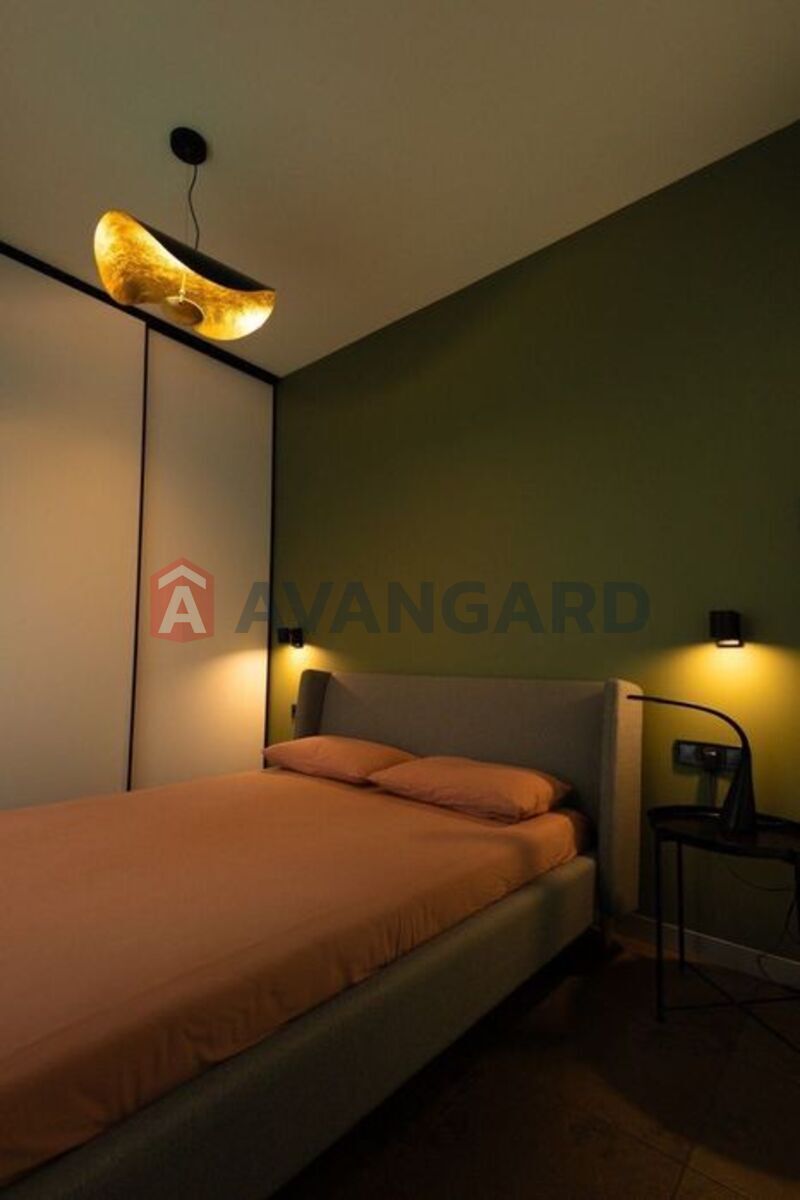 1 ��. ��������, 47/-/20 ��. �., 8/15 ������ ���� 6