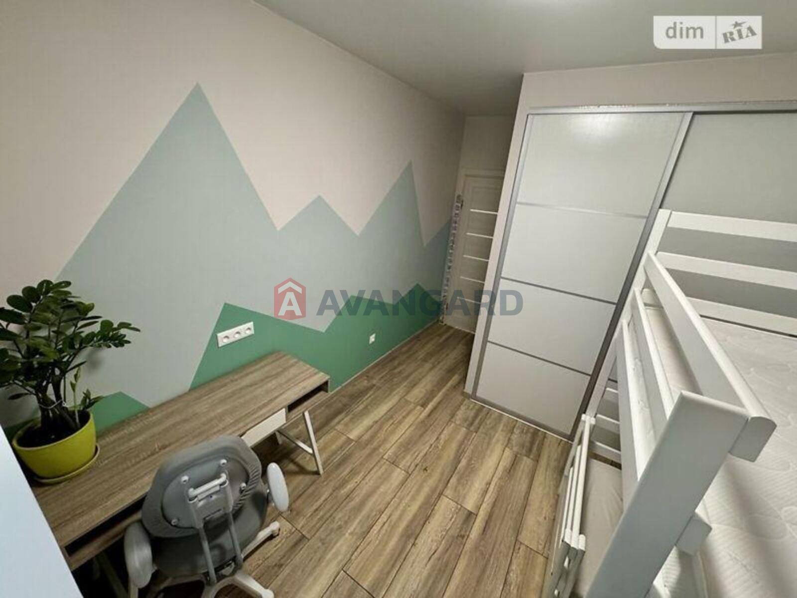 2 ��. ��������, 51/-/12 ��. �., 5/10 ������ ���� 5