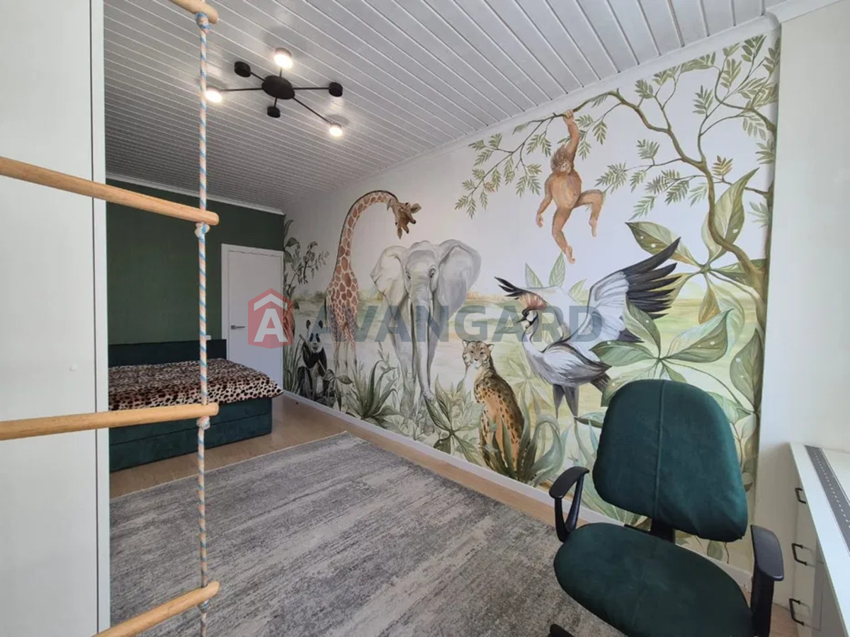 2 ��. ��������, 67/-/24 ��. �., 7/10 ������ ���� 8