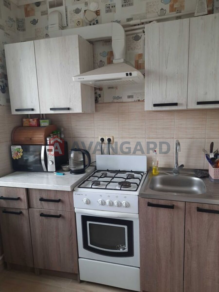 1 ��. ��������, 29/-/6 ��. �., 9/9 ������ ���� 4