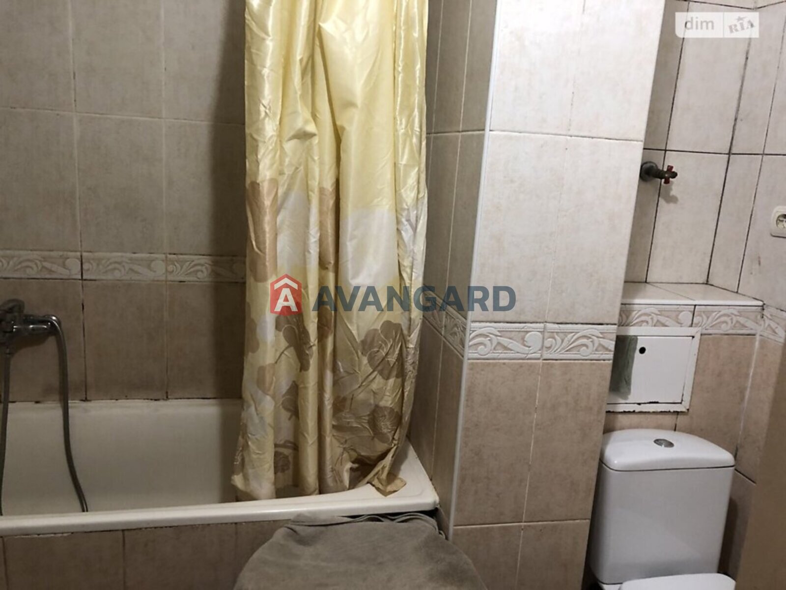 3 ����. ��������, 63/-/- ��. �., 2/9 ���� ���� 14