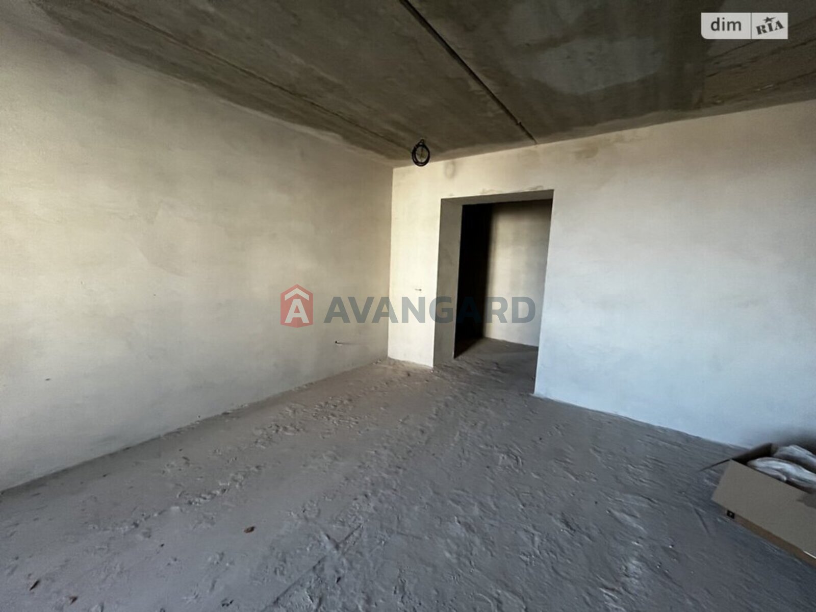 2 ��. ��������, 77/51/- ��. �., 3/10 ������ ���� 6