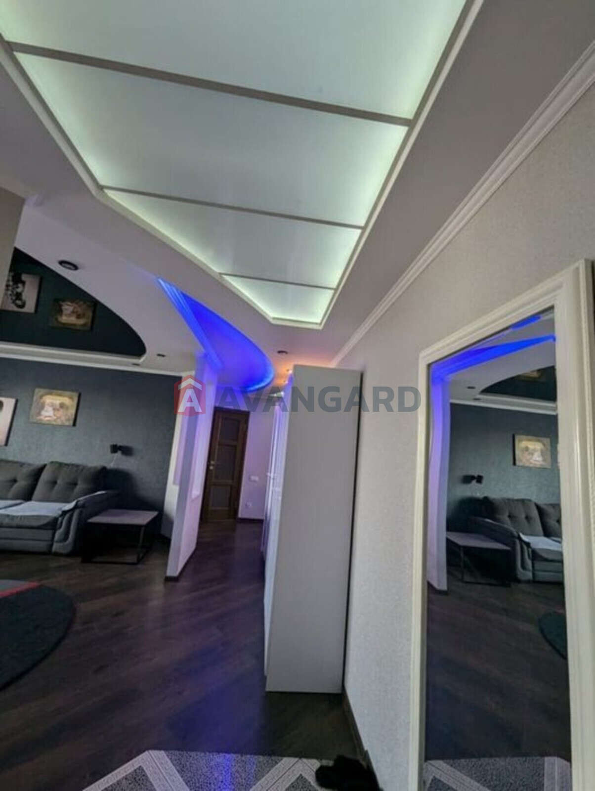 3 ��. ��������, 84/-/10 ��. �., 8/9 ������ ���� 2