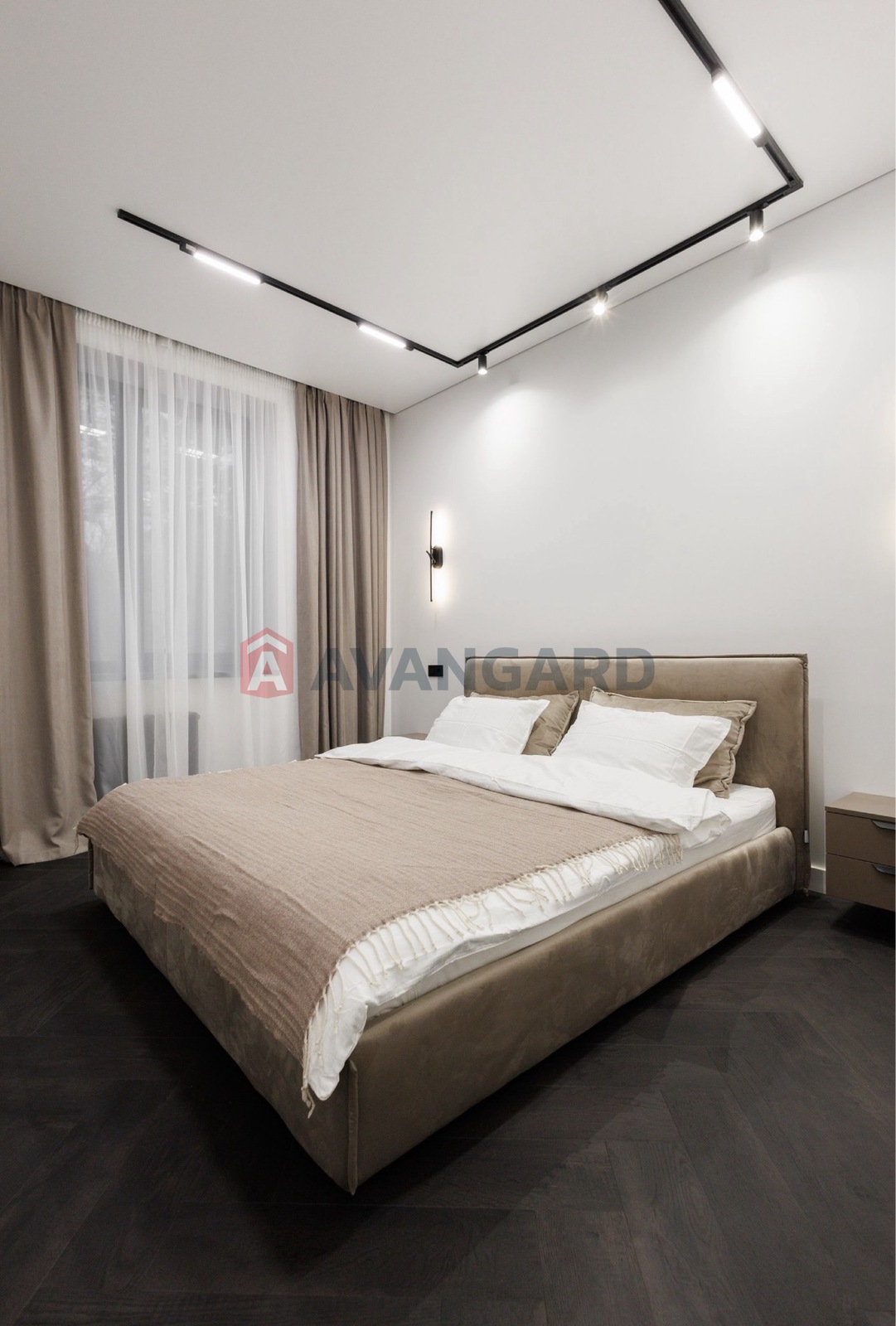 2 ����. ��������, 56/38/15 ��. �., 1/5 ���� ���� 9