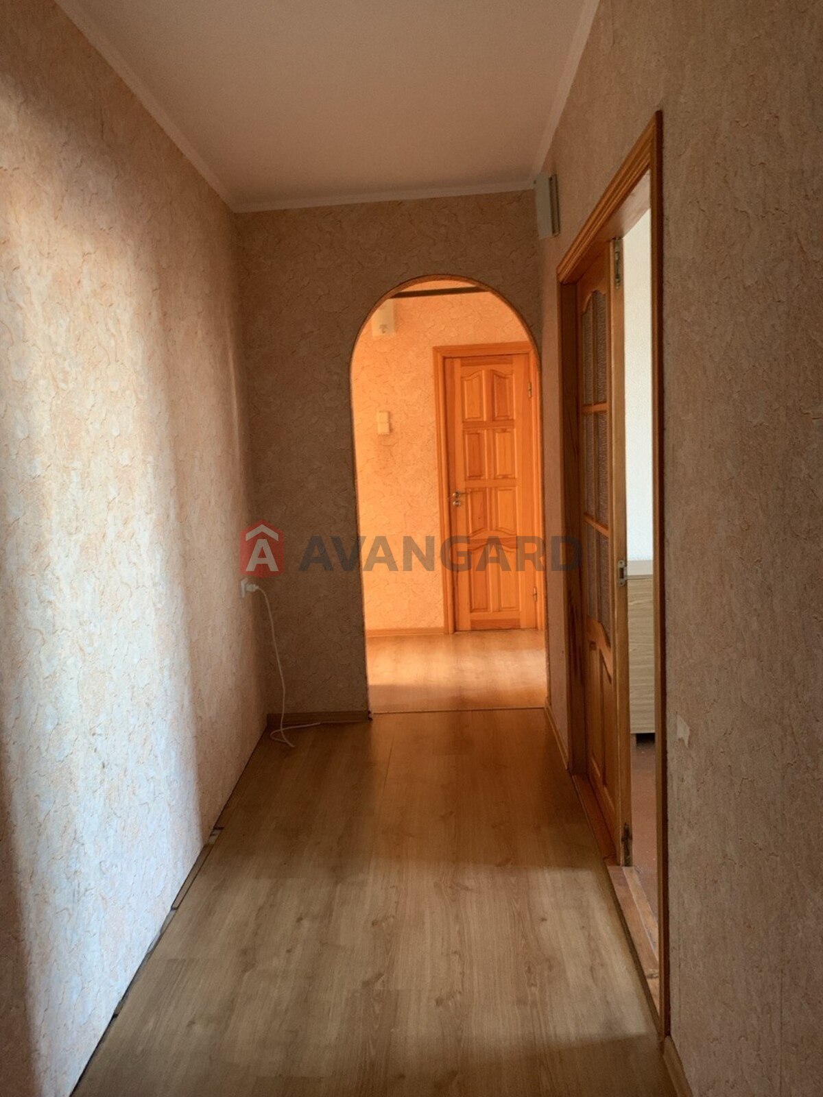 3 ��. ��������, 69/-/7 ��. �., 9/9 ������ ���� 19