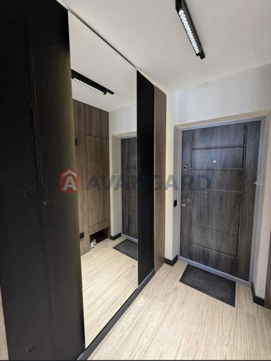 1 ��. ��������, 41/-/18 ��. �., 4/6 ������ ���� 12