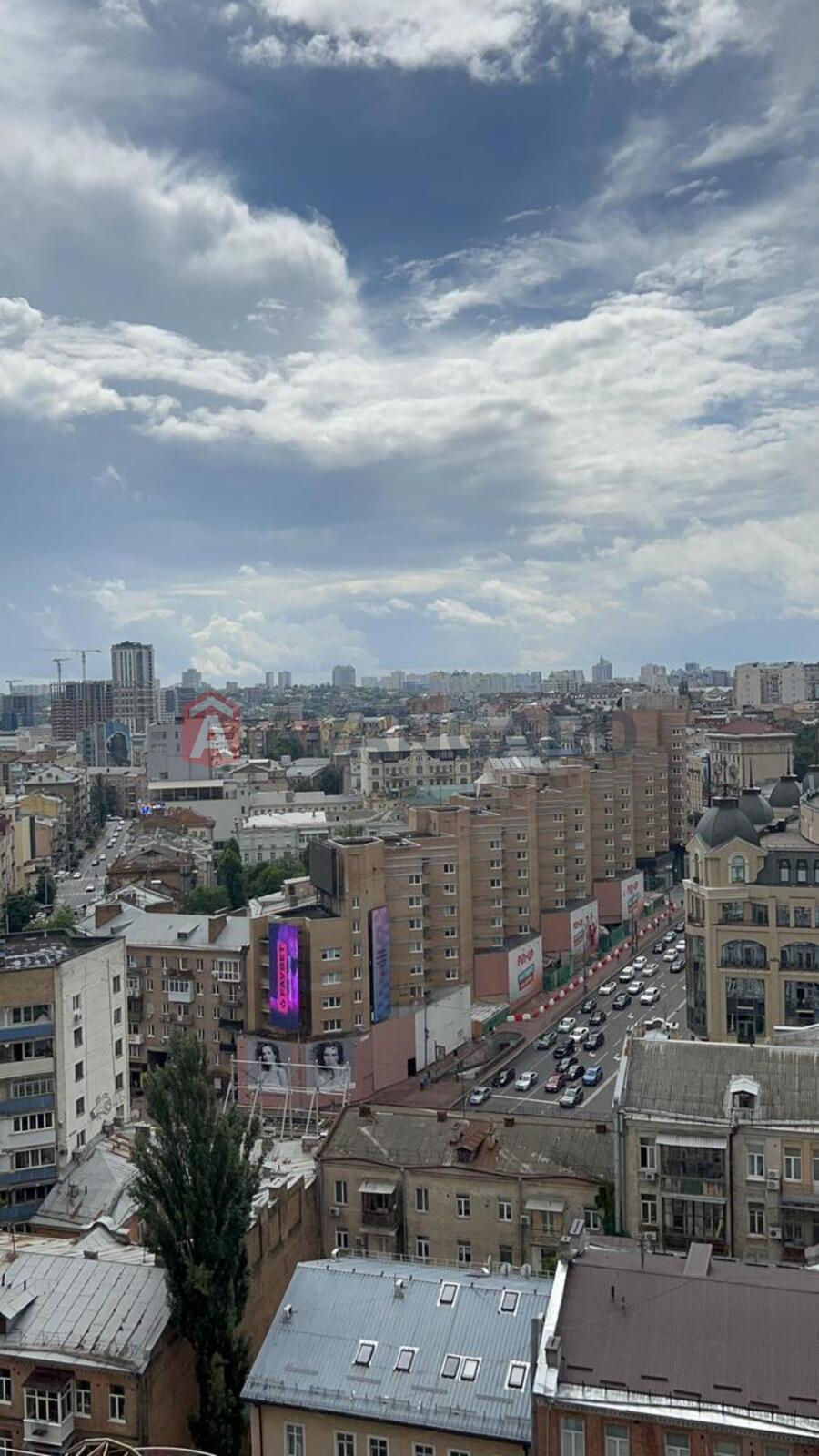 3 ��. ��������, 144/53/25 ��. �., 9/10 ������ ���� 2