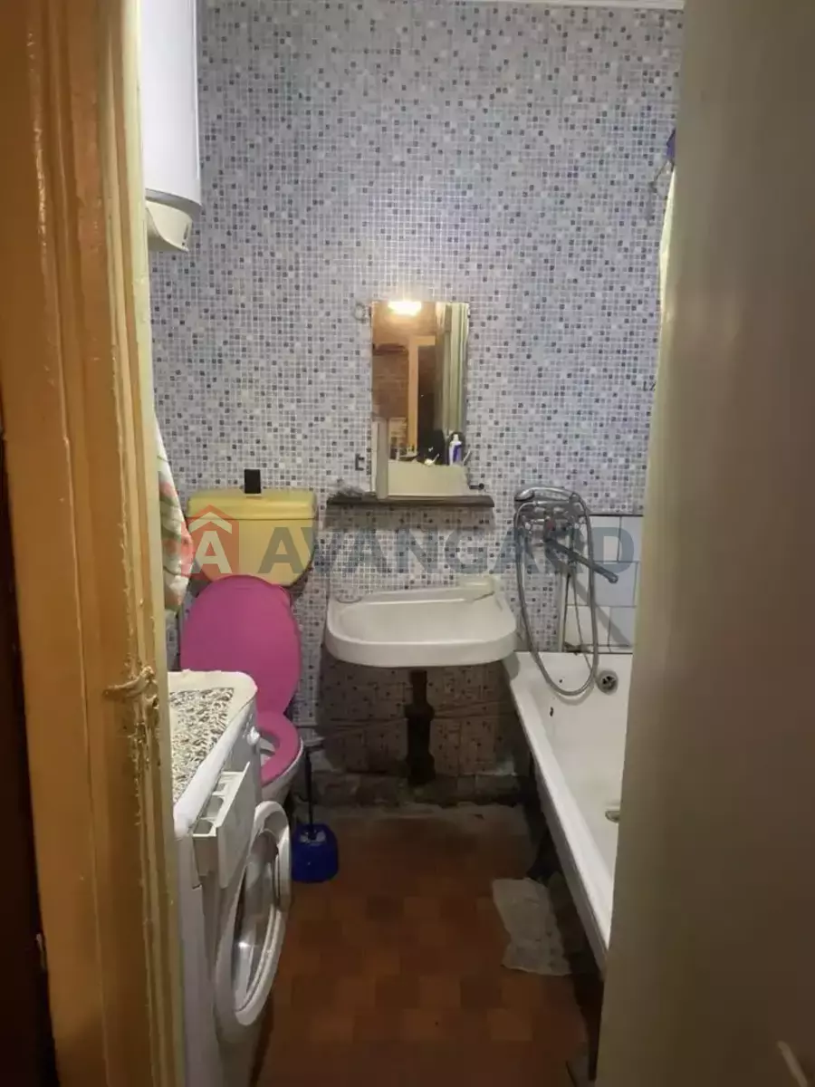 1 ��. ��������, 38/18/5 ��. �., 1/9 ������ ���� 7