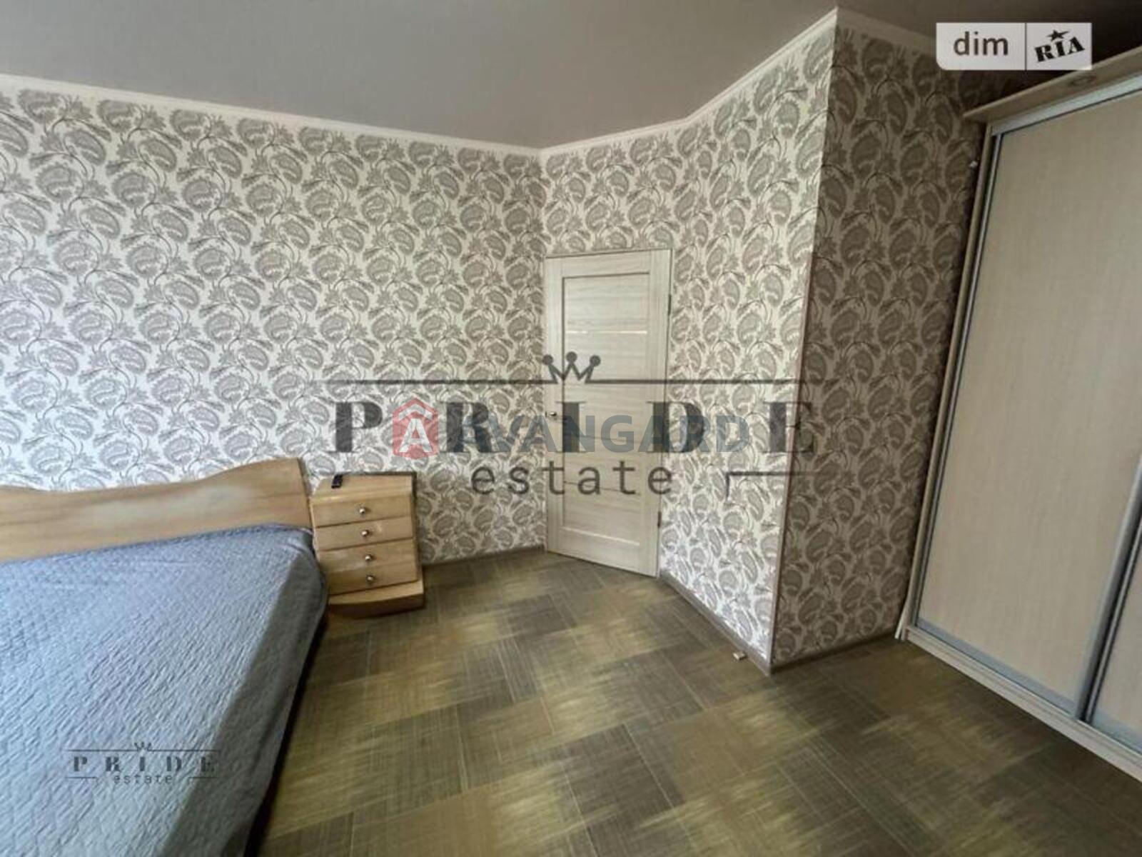 1 ��. ��������, 45/19/16 ��. �., 7/10 ������ ���� 23