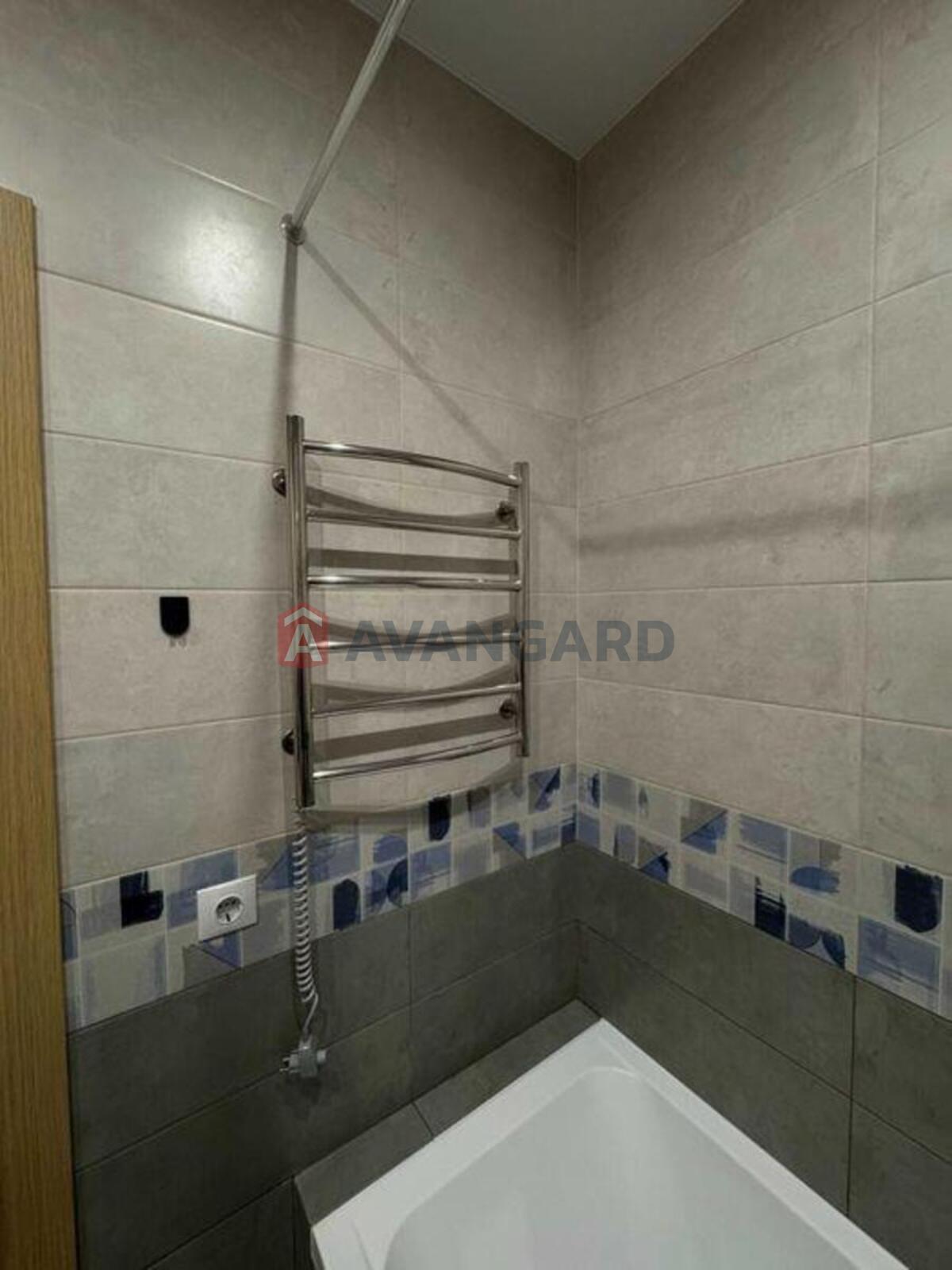 1 ��. ��������, 33/-/10 ��. �., 19/25 ������ ���� 15