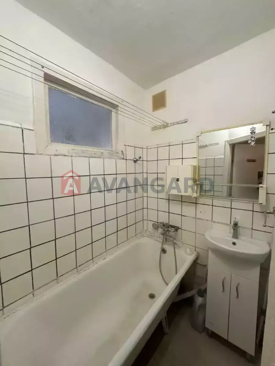 3 ��. ��������, 55/41/5 ��. �., 4/5 ������ ���� 10