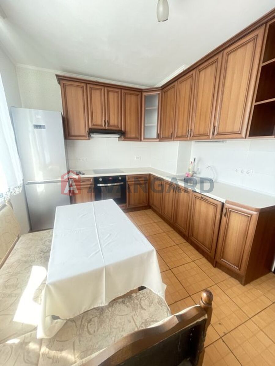 1 ��. ��������, 51/27/11 ��. �., 9/12 ������ ���� 2