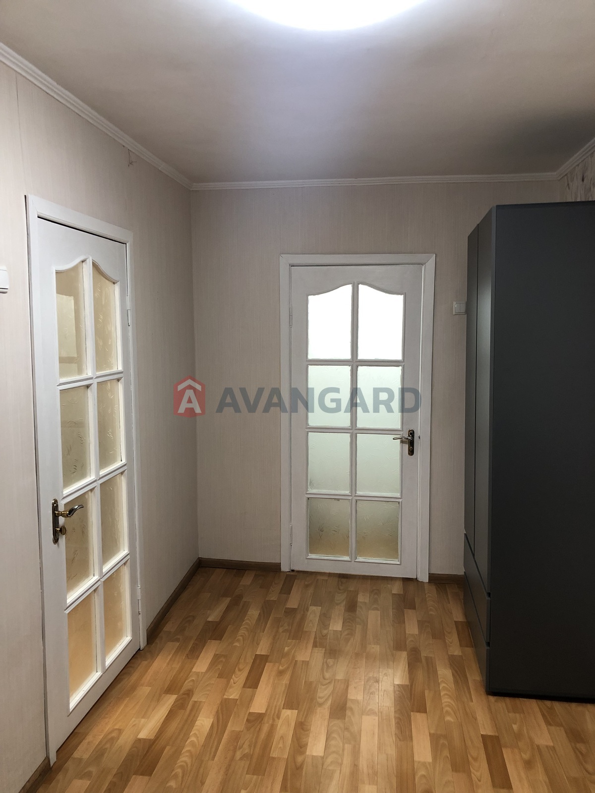 2 ����. ��������, 46/-/6 ��. �., 3/5 ���� ���� 9