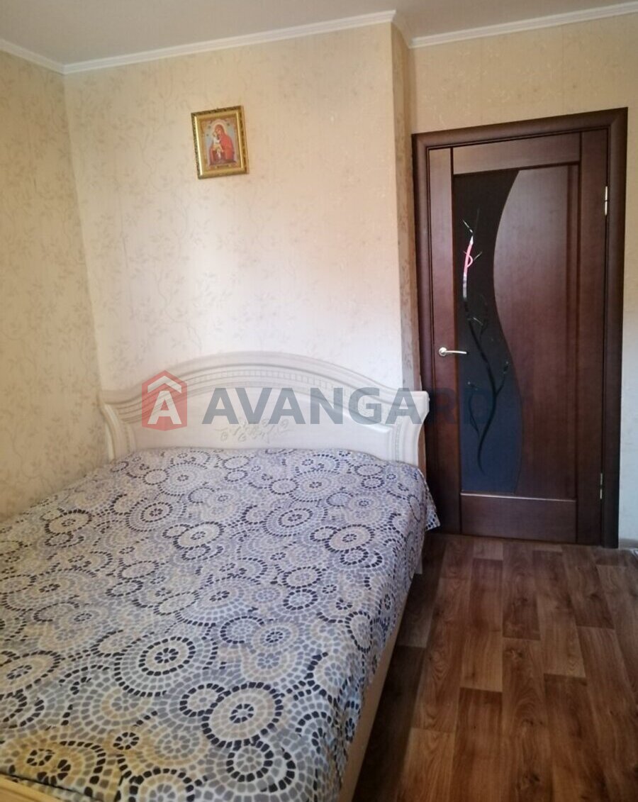 3 ��. ��������, 61/60/8 ��. �., 1/9 ������ ���� 4