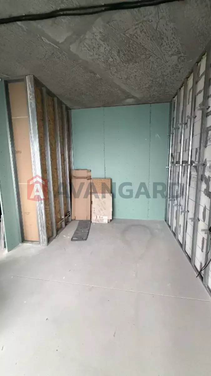 2 ��. ��������, 53/-/- ��. �., 27/31 ������ ���� 9