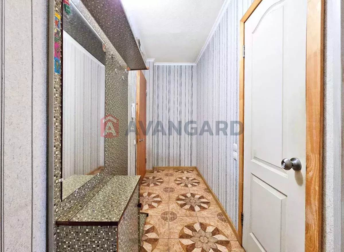 1 ��. ��������, 33/-/6 ��. �., 4/5 ������ ���� 7