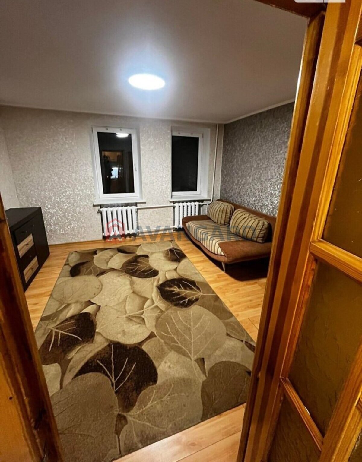 1 ��. ��������, 23/14/4 ��. �., 1/9 ������ ���� 10