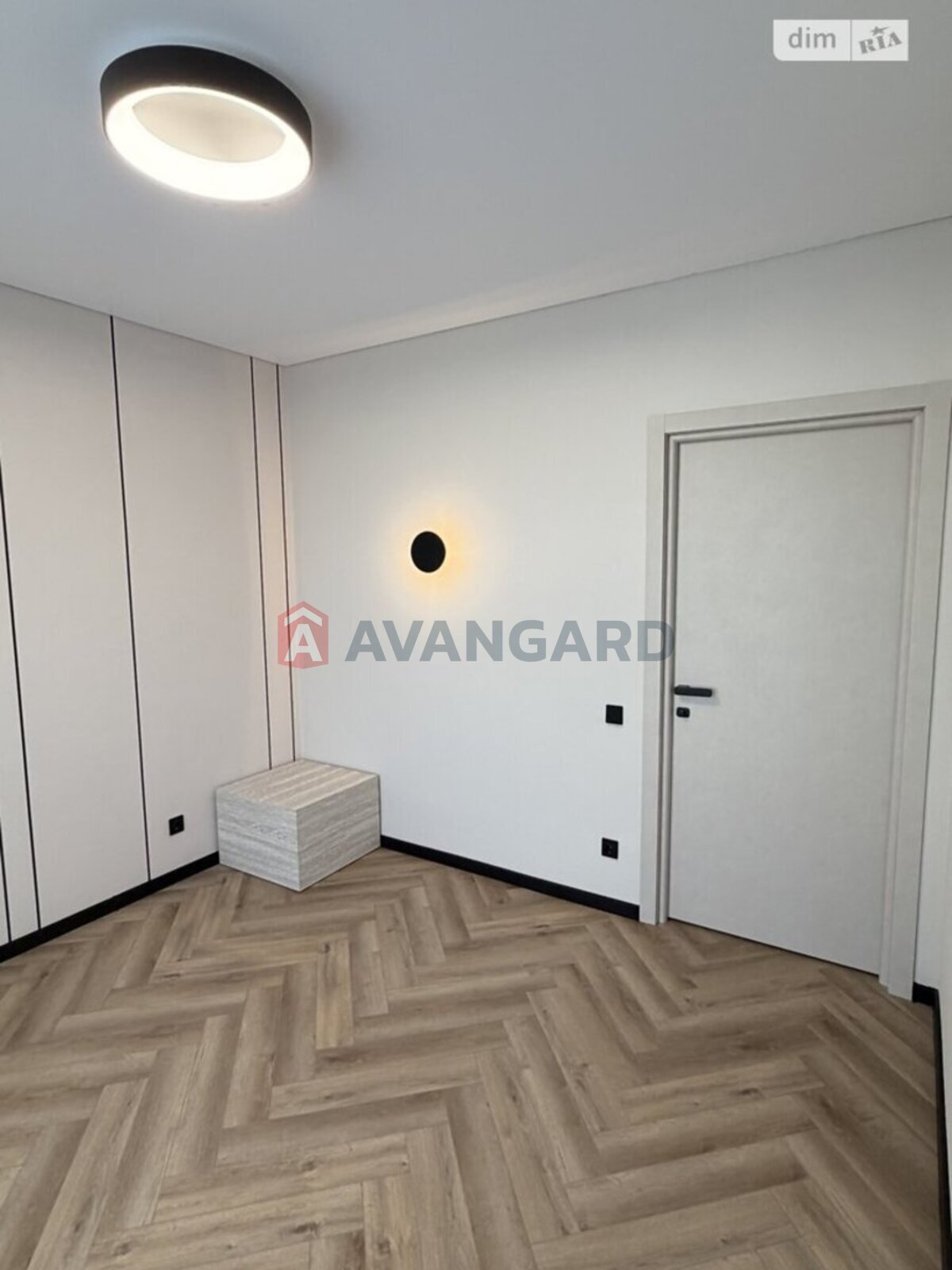 2 ��. ��������, 72/-/- ��. �., 2/10 ������ ���� 13