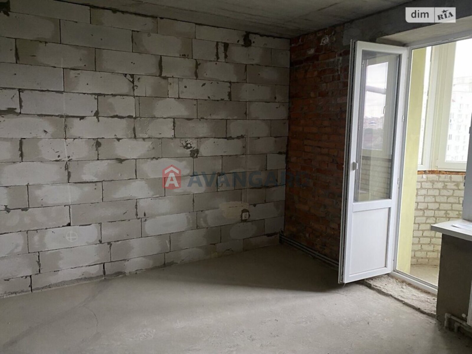 2 ��. ��������, 67/-/- ��. �., 9/10 ������ ���� 1