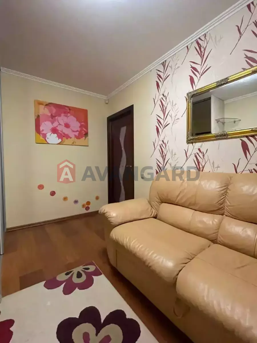 3 ����. ��������, 70/41/8 ��. �., 11/16 ���� ���� 11