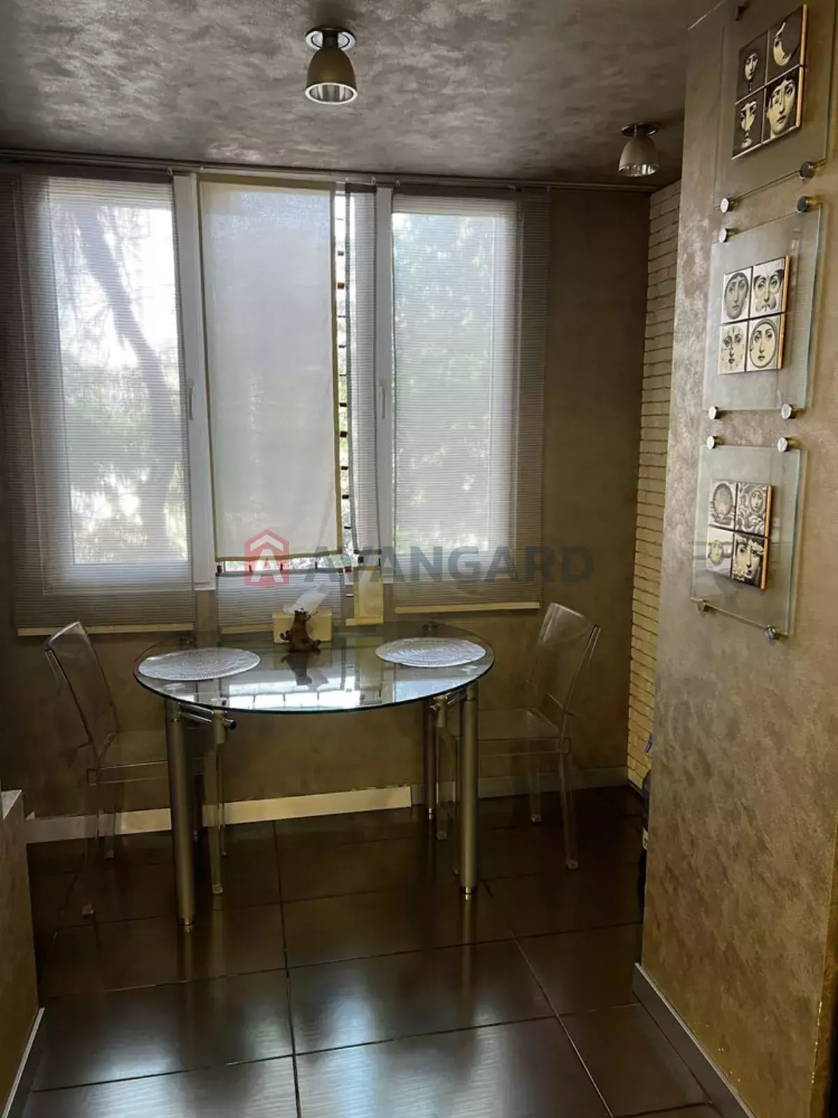 3 ��. ��������, 96/-/15 ��. �., 2/5 ������ ���� 4