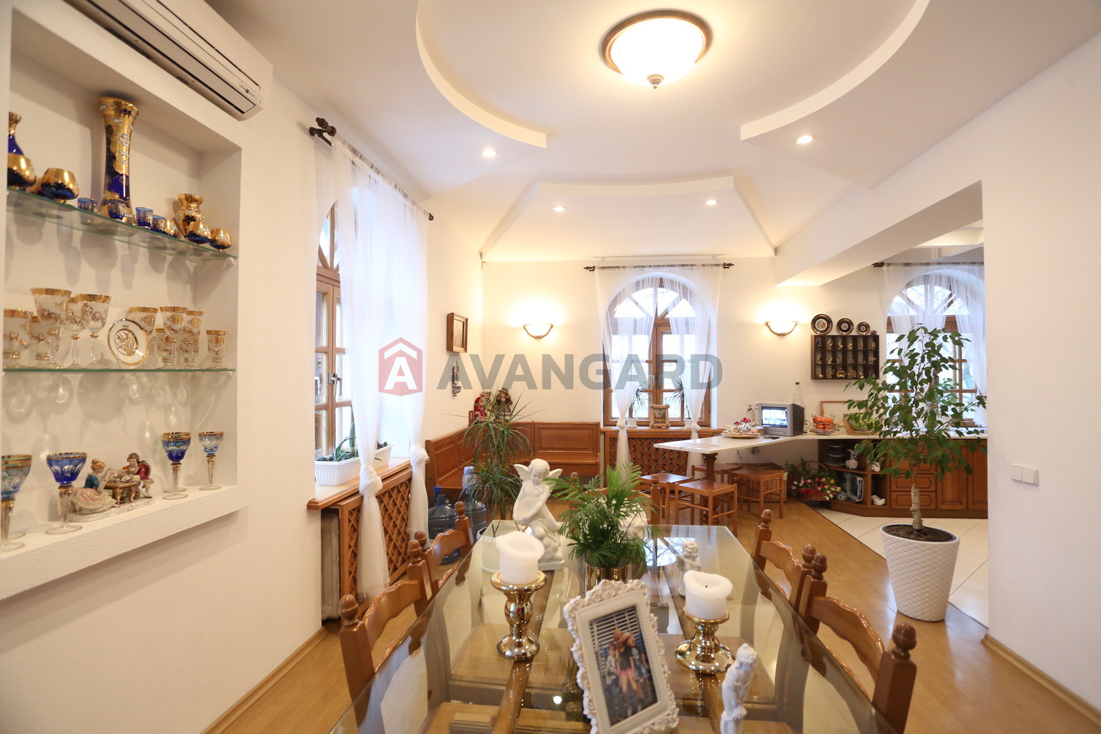 5 кім. квартира, 150/103/12 кв. м., 5/5 поверх фото 1 5 кім. квартира, 150/103/12 кв. м., 5/5 поверх фото 1