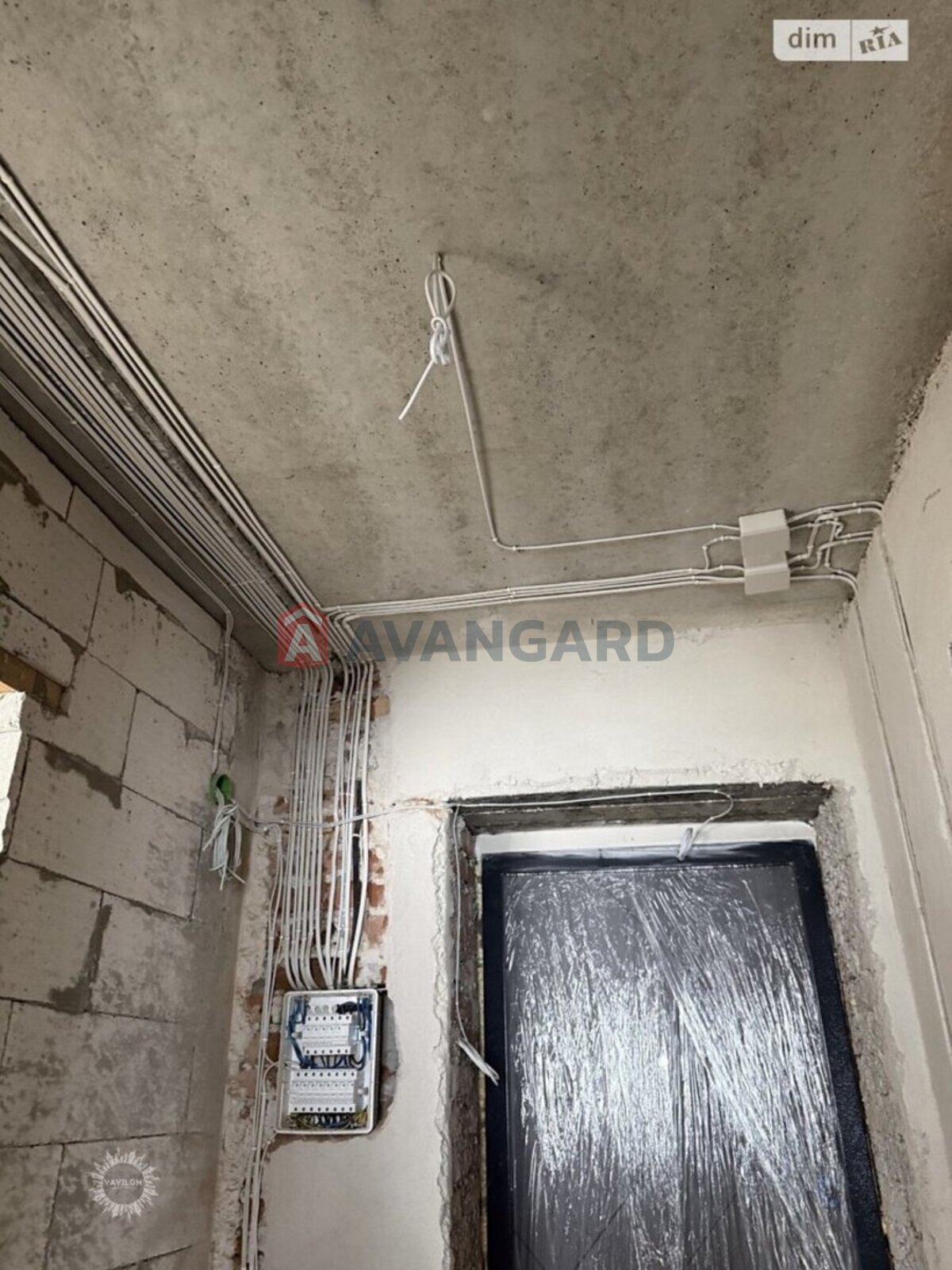 1 ��. ��������, 40/-/11 ��. �., 7/10 ������ ���� 11