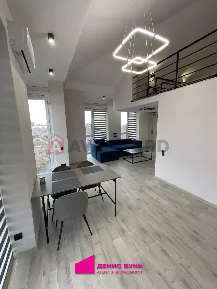 1 ��. ��������, 63/-/- ��. �., 5/5 ������ ���� 12