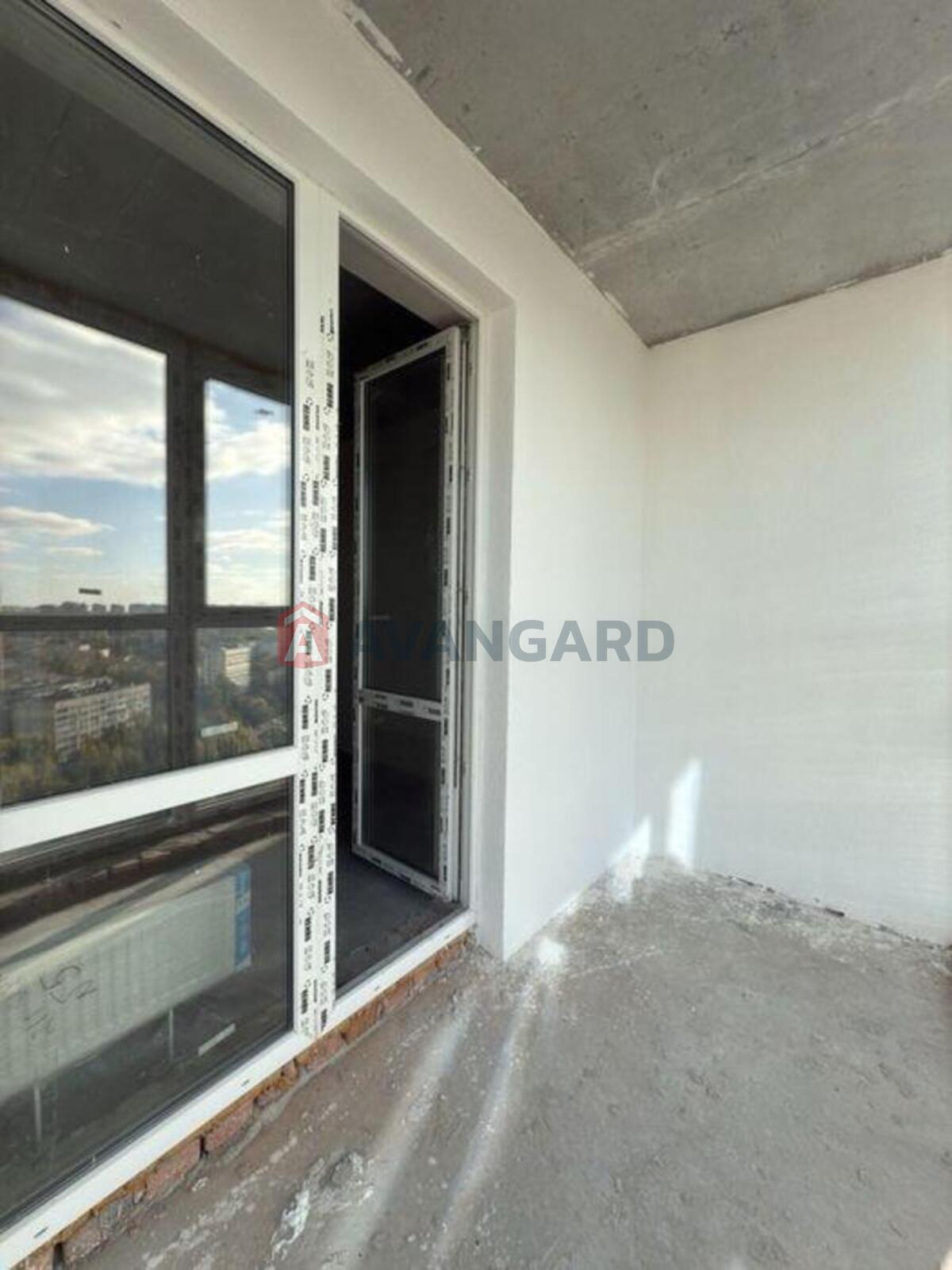 1 ��. ��������, 50/-/13 ��. �., 21/26 ������ ���� 10