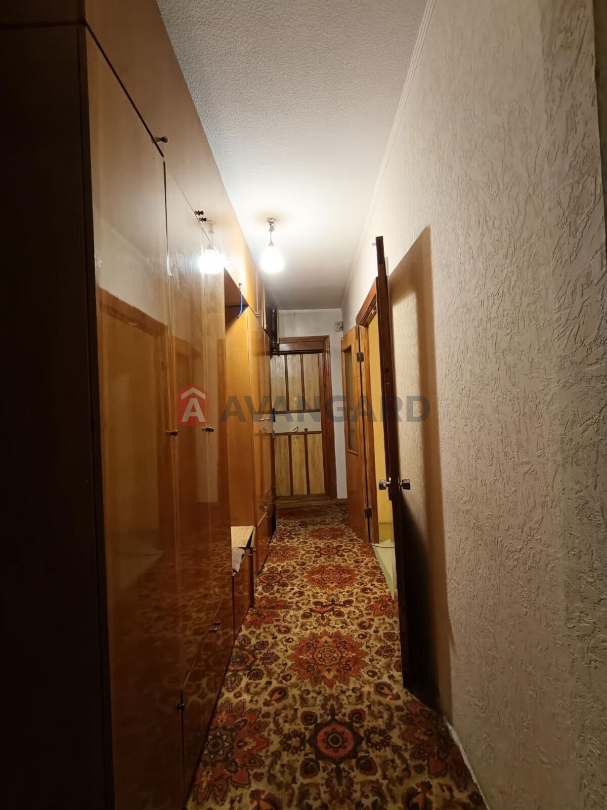 2 ����. ��������, 55,6/-/8,6 ��. �., 6/9 ���� ���� 3