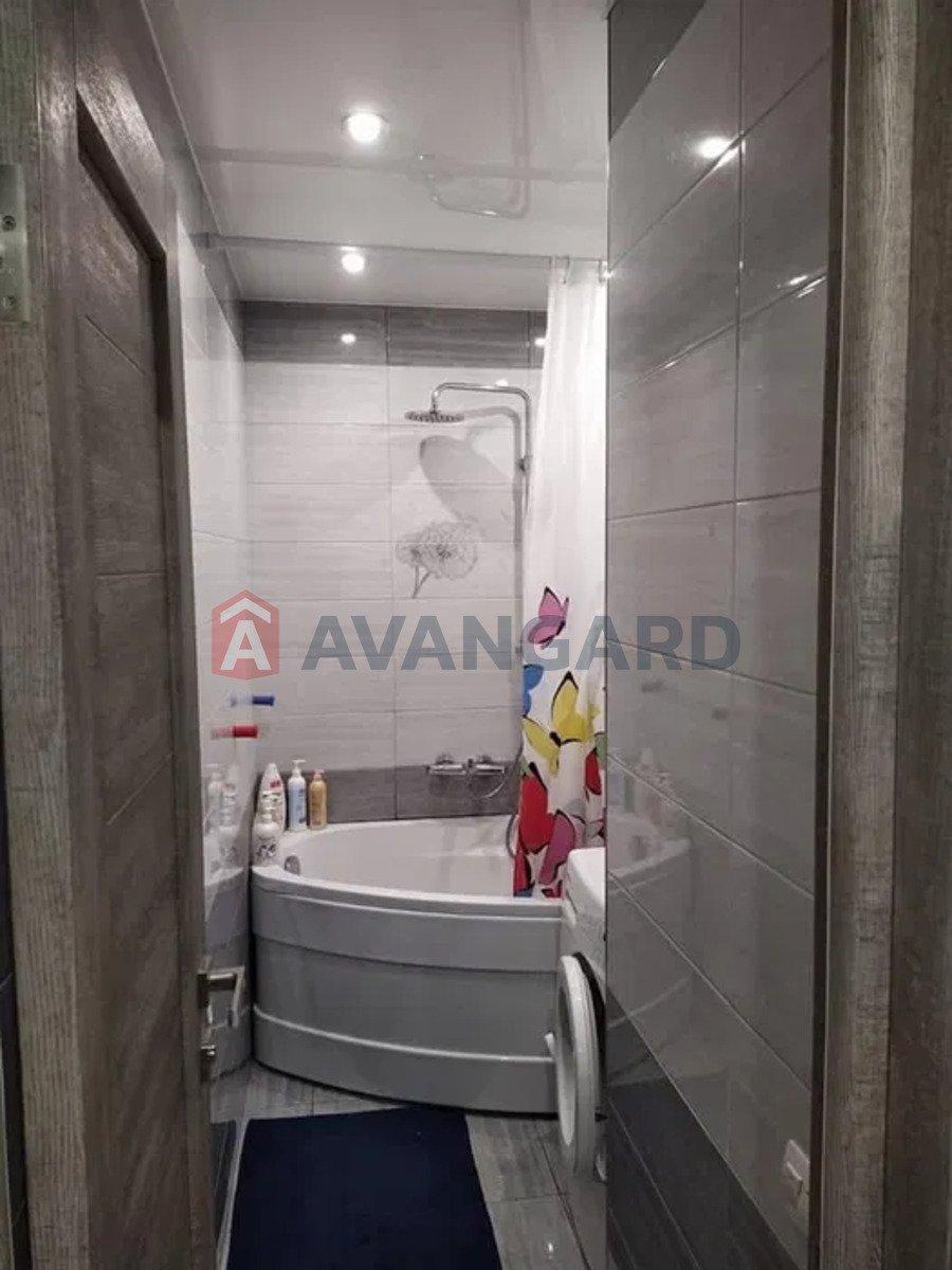 1 ��. ��������, 39/-/12 ��. �., 5/5 ������ ���� 4