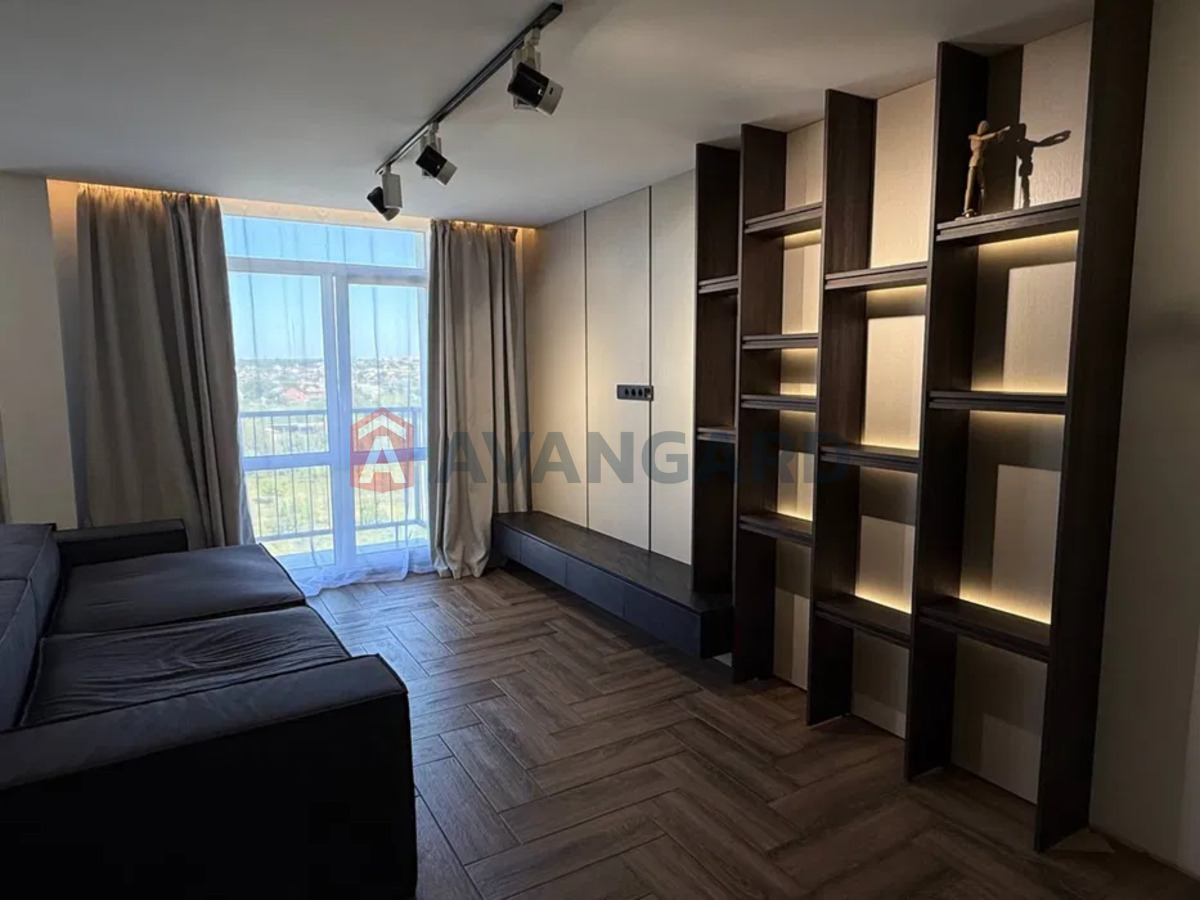 2 . , 70/-/26 . ., 6/7   4