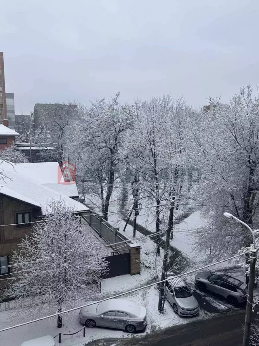 2 ��. ��������, 86/-/18 ��. �., 4/10 ������ ���� 8